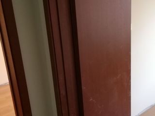 套装门、踢脚线安装