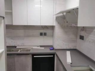 成品门及墙纸铺贴