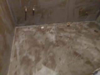 厨房、卫生间墙砖施作