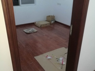 成品门及墙纸铺贴