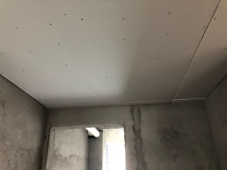 墙、顶面腻子批嵌