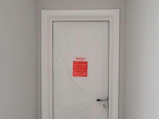 成品门及墙纸铺贴