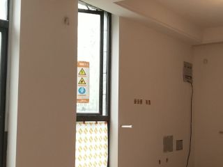 墙、顶面乳胶漆