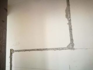 水、电管开槽施作