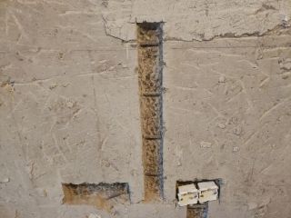 水、电管开槽施作