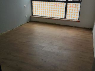 木地板铺设