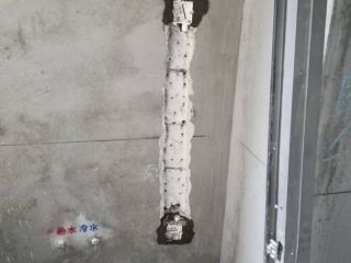 水、电管开槽施作