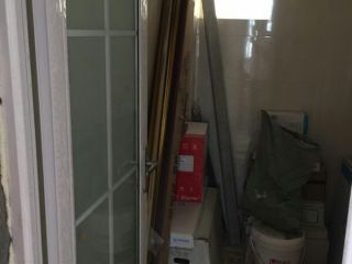 套装门、踢脚线安装