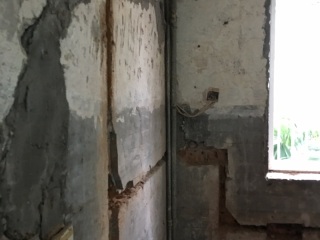 水、电管开槽施作