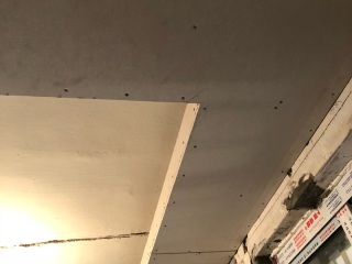 石膏板吊顶施作