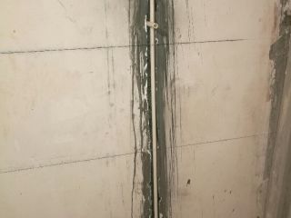 水、电管开槽施作