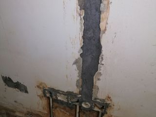 水、电管开槽施作