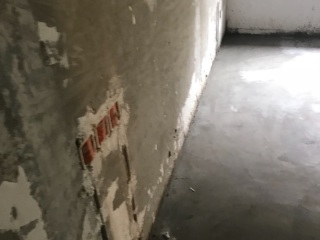 地砖铺贴及地面找平施作