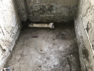 水、电管开槽施作