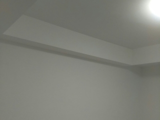 墙、顶面乳胶漆及墙纸铺贴