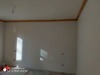墙、顶面腻子批嵌