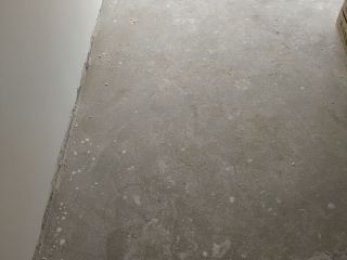 地砖铺贴及地面找平施作