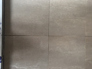 地砖铺贴及地面找平施作