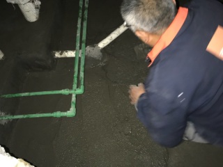 水、电管开槽施作