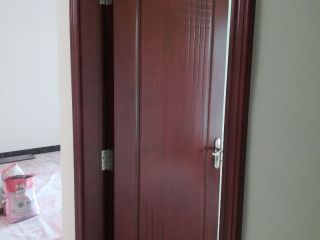 成品门及墙纸铺贴