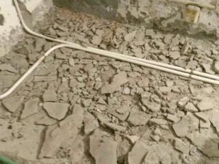 强、弱电路穿线施作