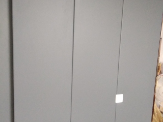 成品门及墙纸铺贴