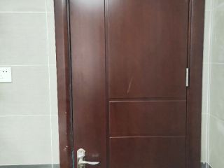 成品门及墙纸铺贴