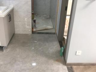 成品门及墙纸铺贴
