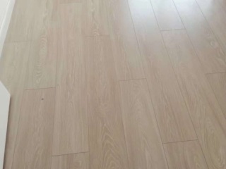 木地板铺设
