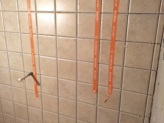 厨房、卫生间墙砖施作