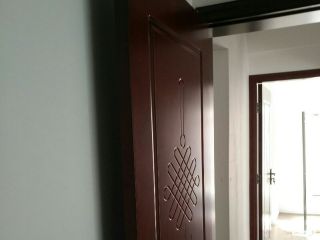 成品门及墙纸铺贴