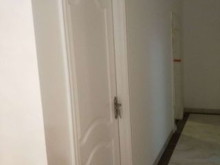 成品门及墙纸铺贴