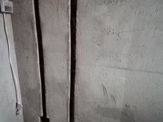 水、电管开槽施作