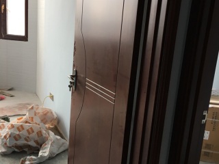 成品门及墙纸铺贴