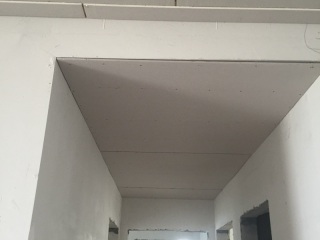 石膏板吊顶施作