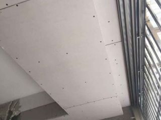 石膏板吊顶施作
