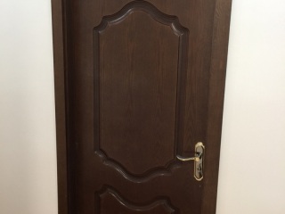 成品门及墙纸铺贴