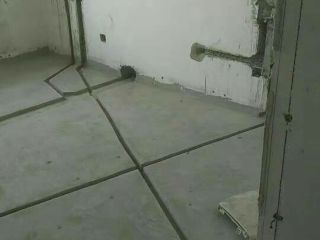 水、电管开槽施工