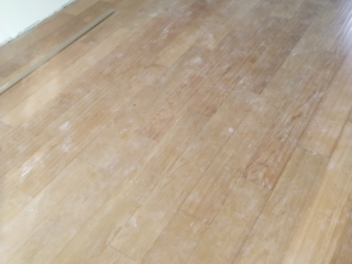 木地板铺设