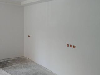 墙、顶面腻子批嵌