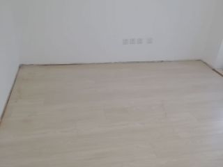 实木复合地板铺设