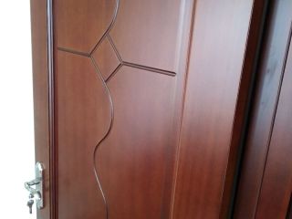 成品门及墙纸铺贴