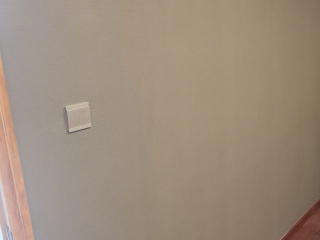 成品门及墙纸铺贴