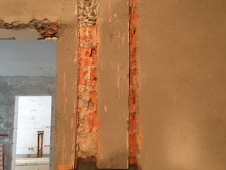 水、电管开槽施作
