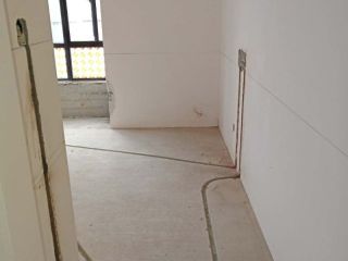 水、电管开槽施作