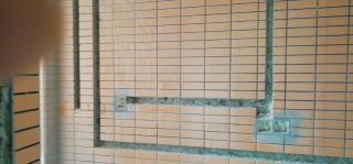 水、电管开槽施作