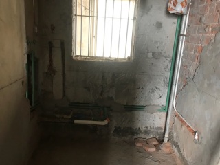 水、电管开槽施作