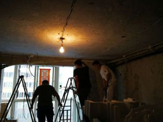 水、电管开槽施作