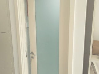 成品门及墙纸铺贴