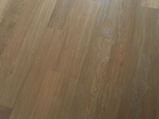 实木复合地板铺设